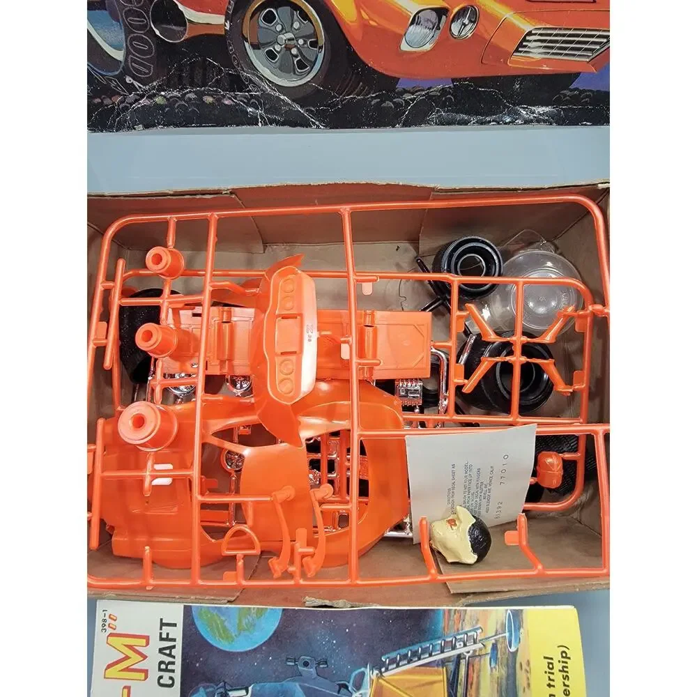 Vintage 1970 1/25 Revell Deal's Wheels Z-28 Camaro Built Model Kit H-1353